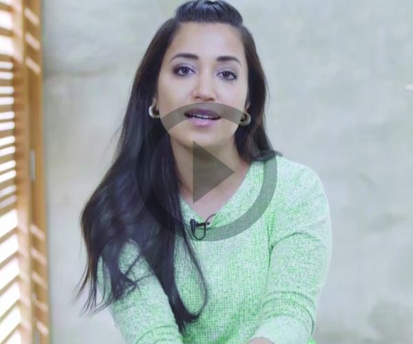 الشركات المعتمدة أم الأشخاص المستقلون بذاتهم